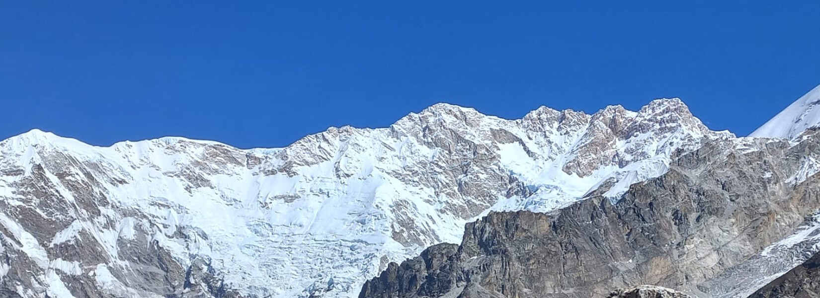 Banner picture for best time for Kanchenjunga trekking