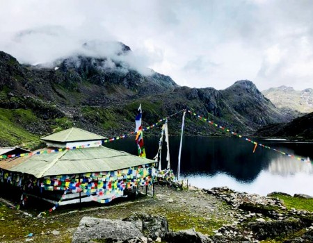 Holi lake Trek