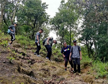 Indra Daha Day Hiking