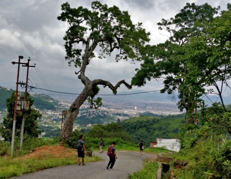 Indra Daha Hiking