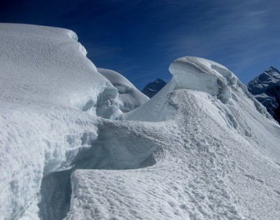 Yala Peak Climbing